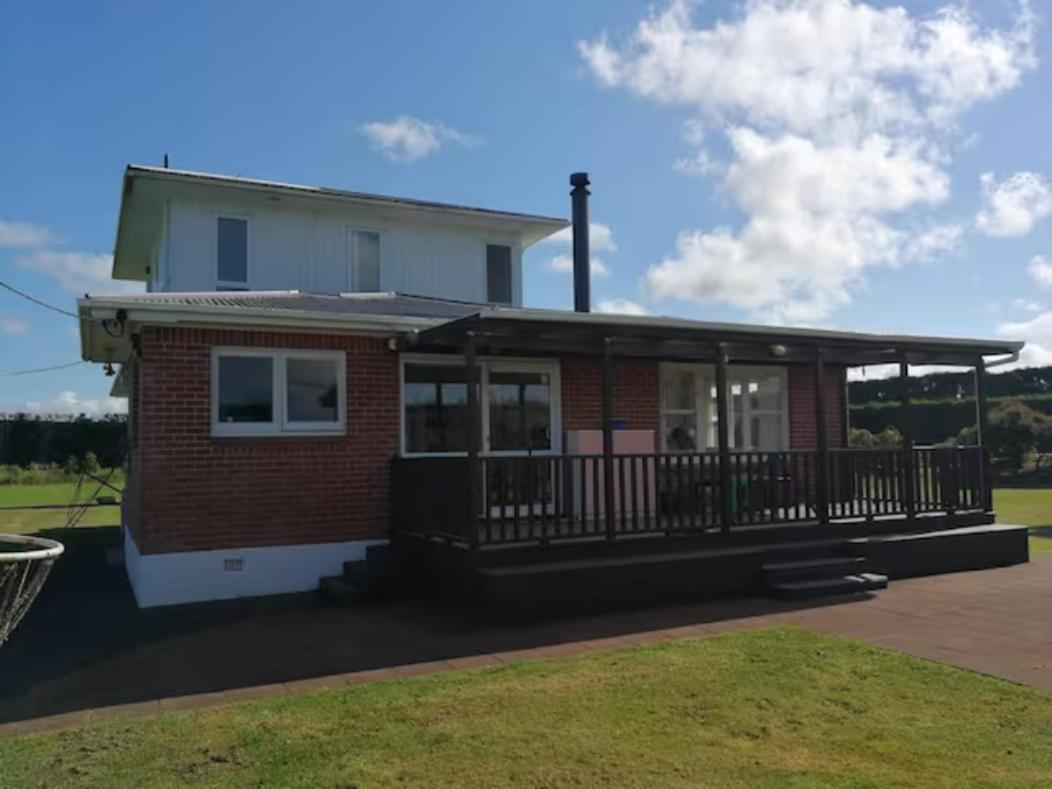 Besties West Auckland Kumeu ภายนอก รูปภาพ